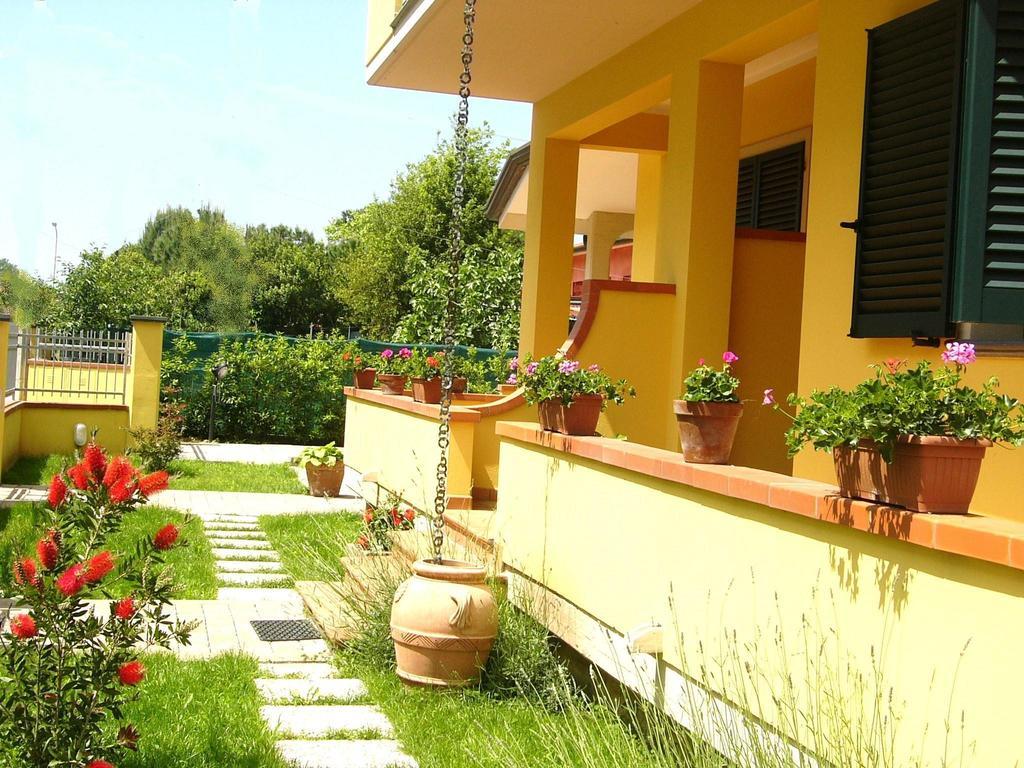 Nonna Alda Bed and Breakfast Viareggio Exterior foto
